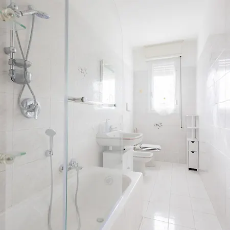 Bijoux In The Centre Of By Wonderful Italy Σαν Ρέμο